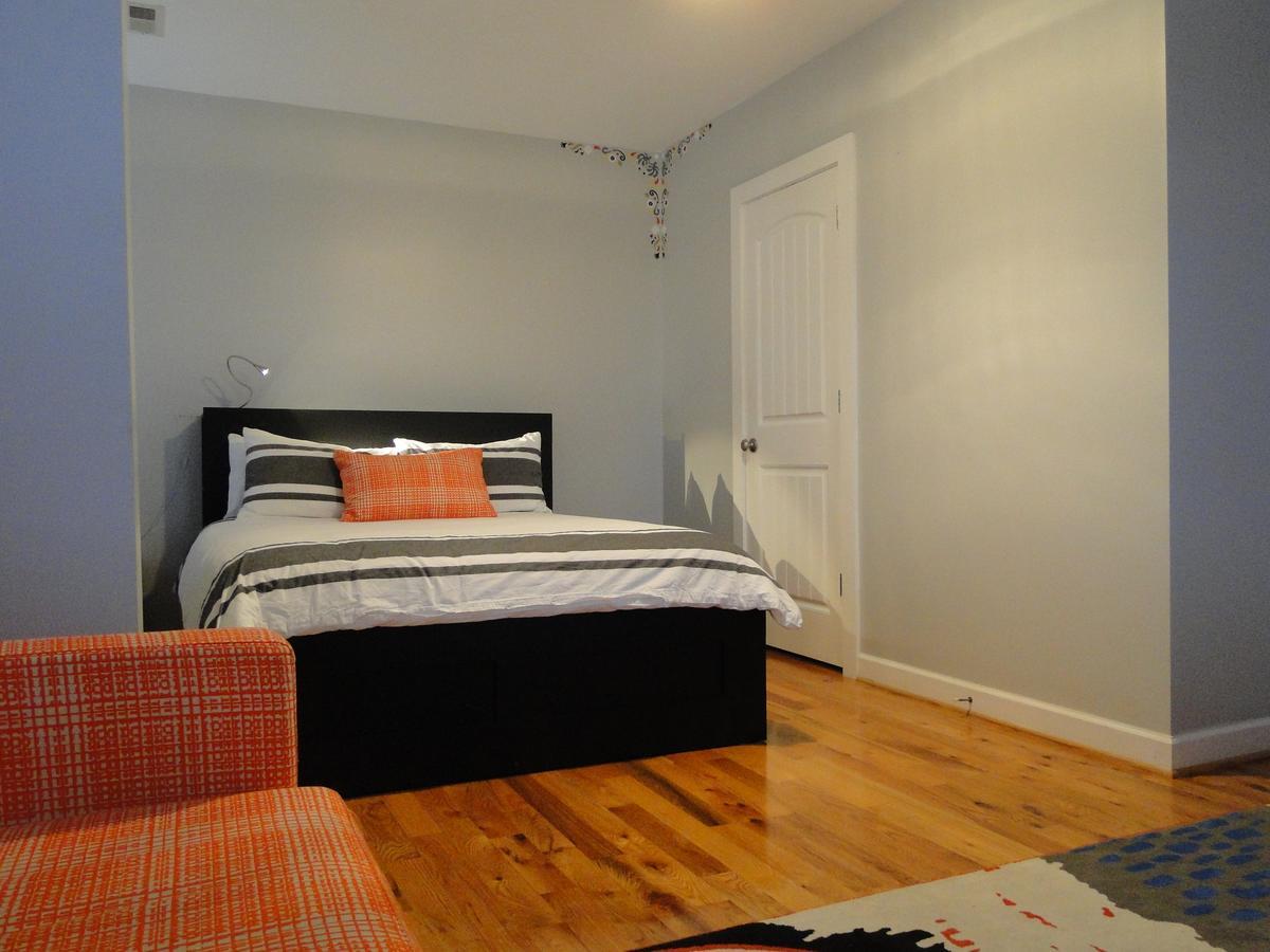 Swamp Rabbit Inn Greenville Bagian luar foto
