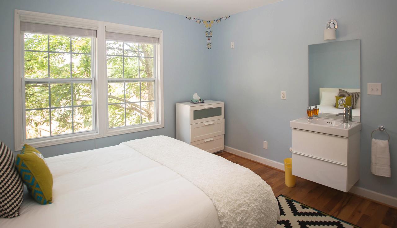 Swamp Rabbit Inn Greenville Bagian luar foto