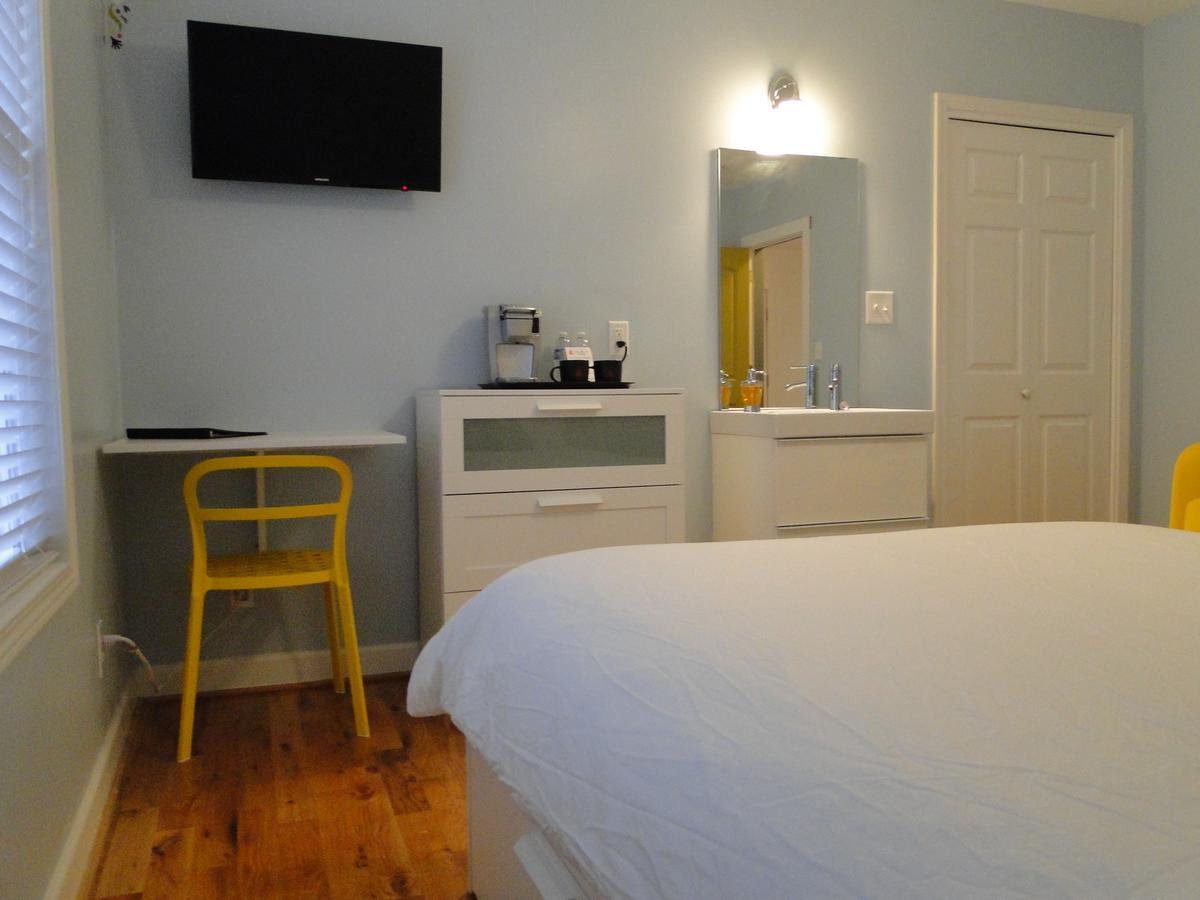 Swamp Rabbit Inn Greenville Bagian luar foto