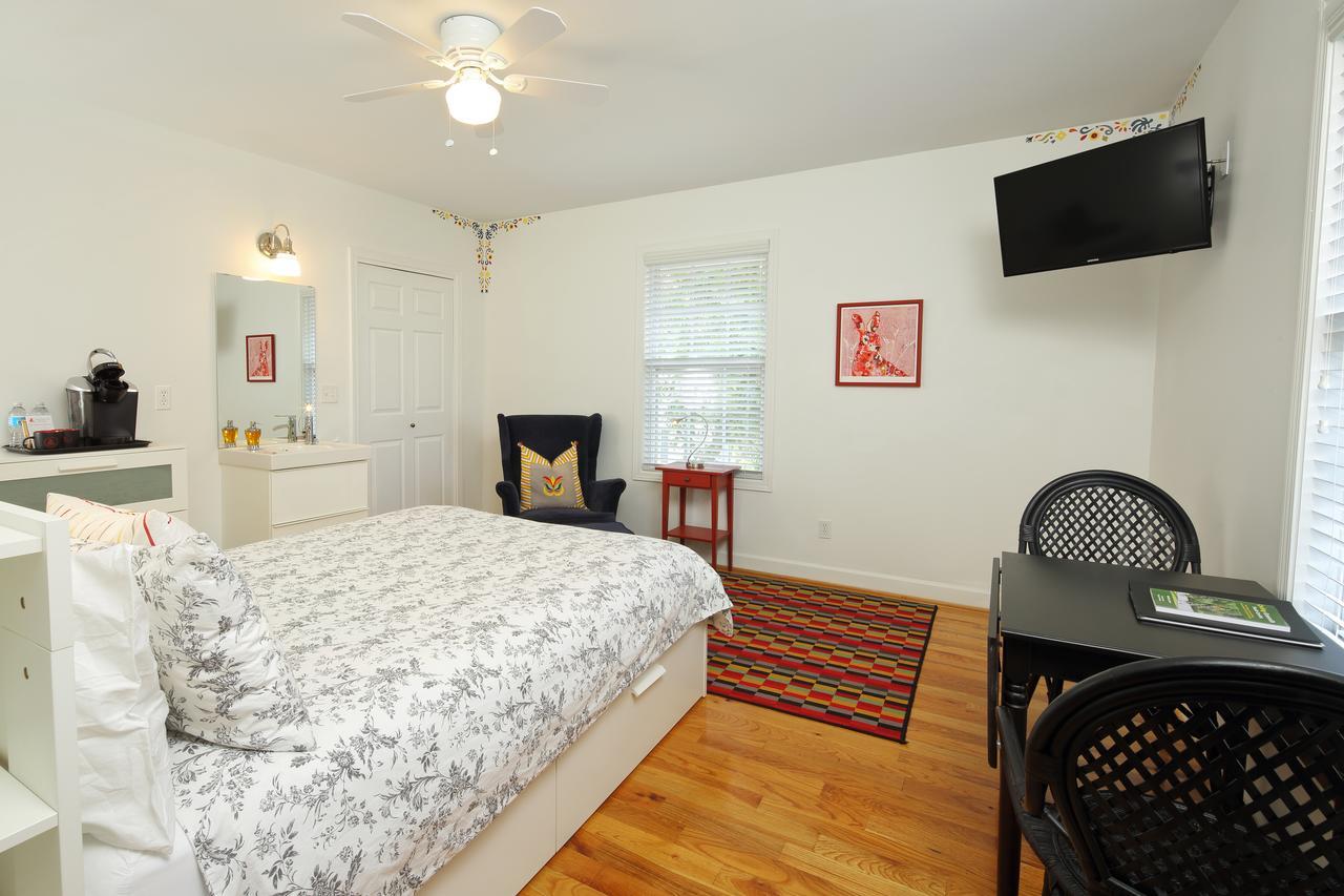 Swamp Rabbit Inn Greenville Bagian luar foto