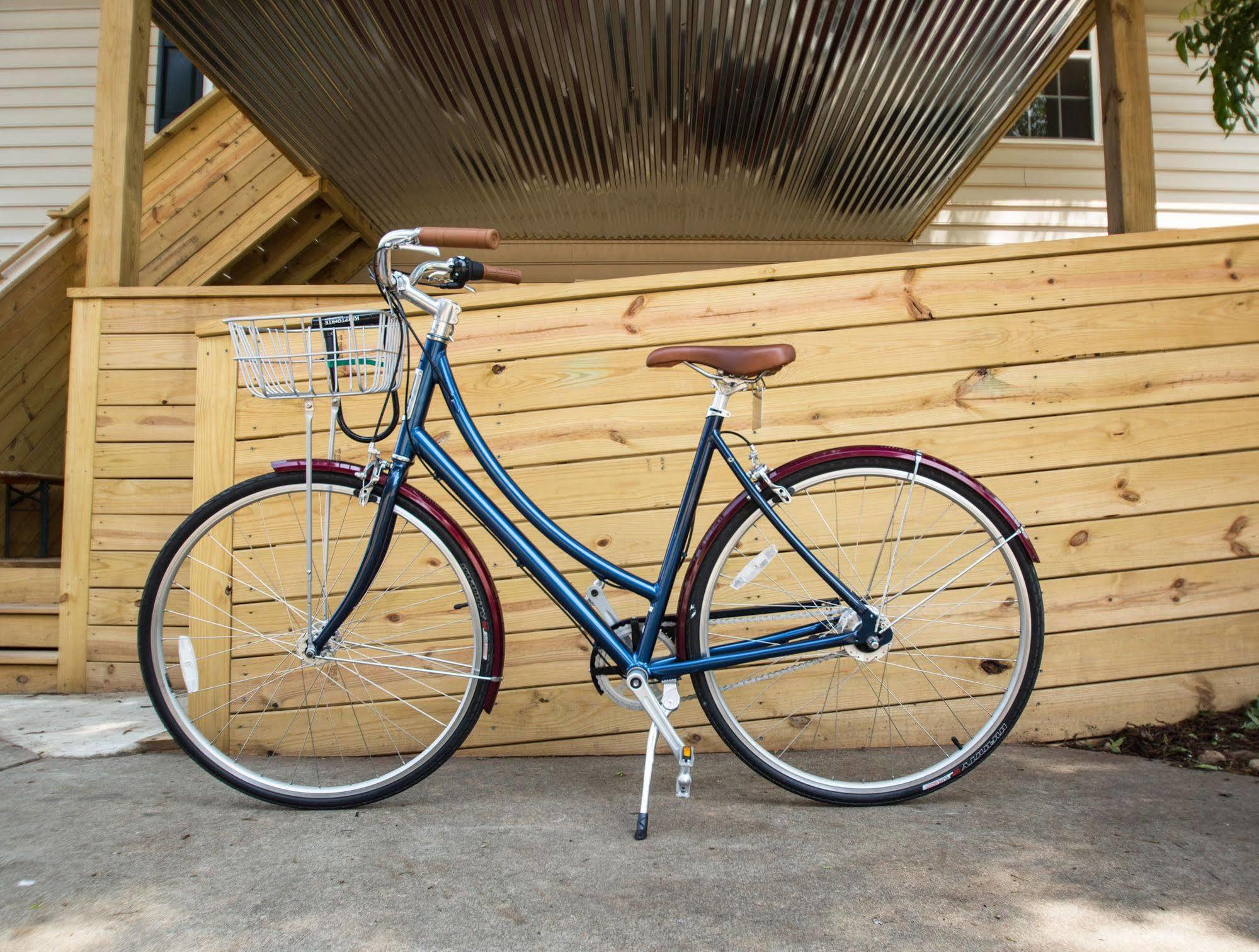 Swamp Rabbit Inn Greenville Bagian luar foto